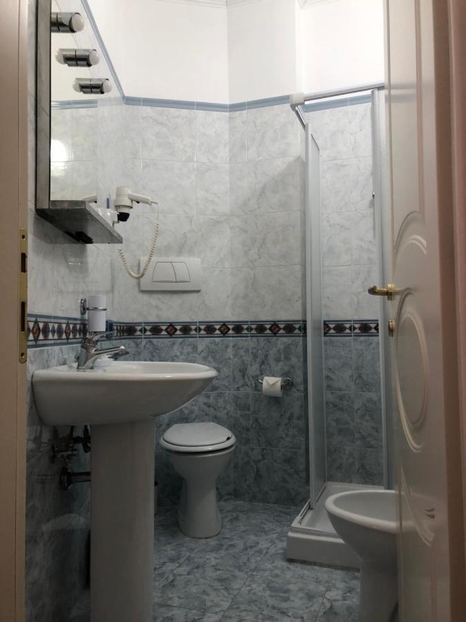 Hotel Domus Cerreto dʼEsi 外观 照片