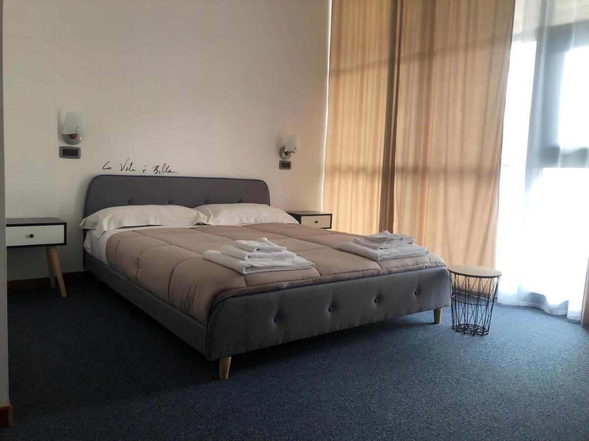 Hotel Domus Cerreto dʼEsi 外观 照片