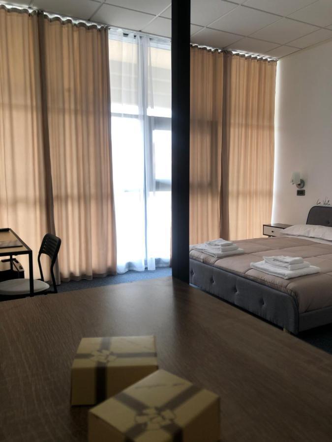 Hotel Domus Cerreto dʼEsi 外观 照片
