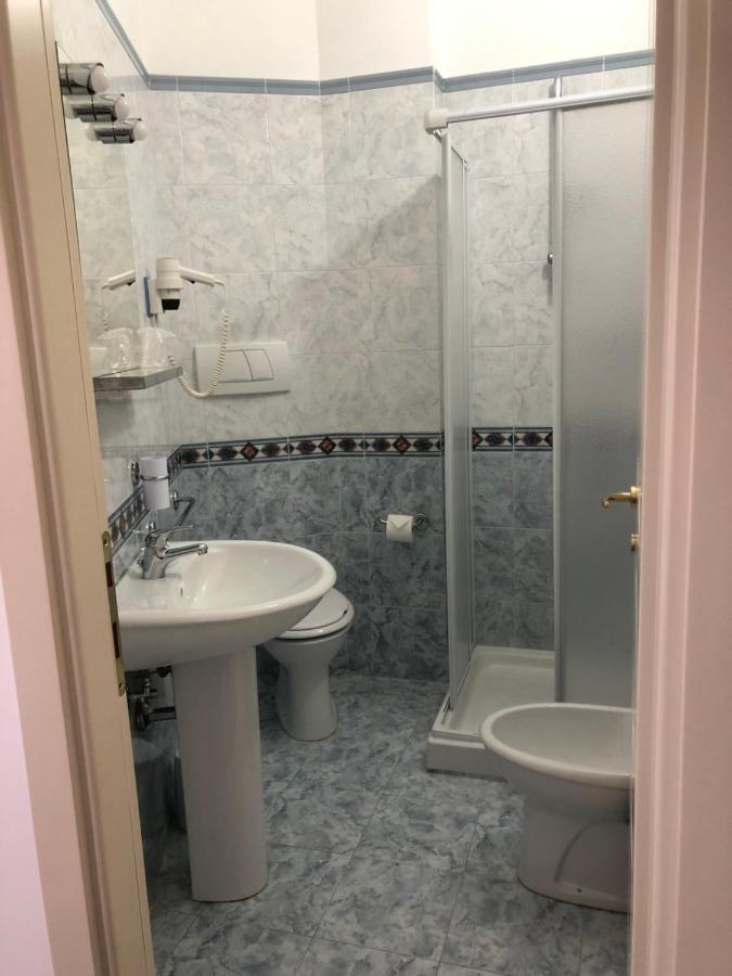 Hotel Domus Cerreto dʼEsi 外观 照片